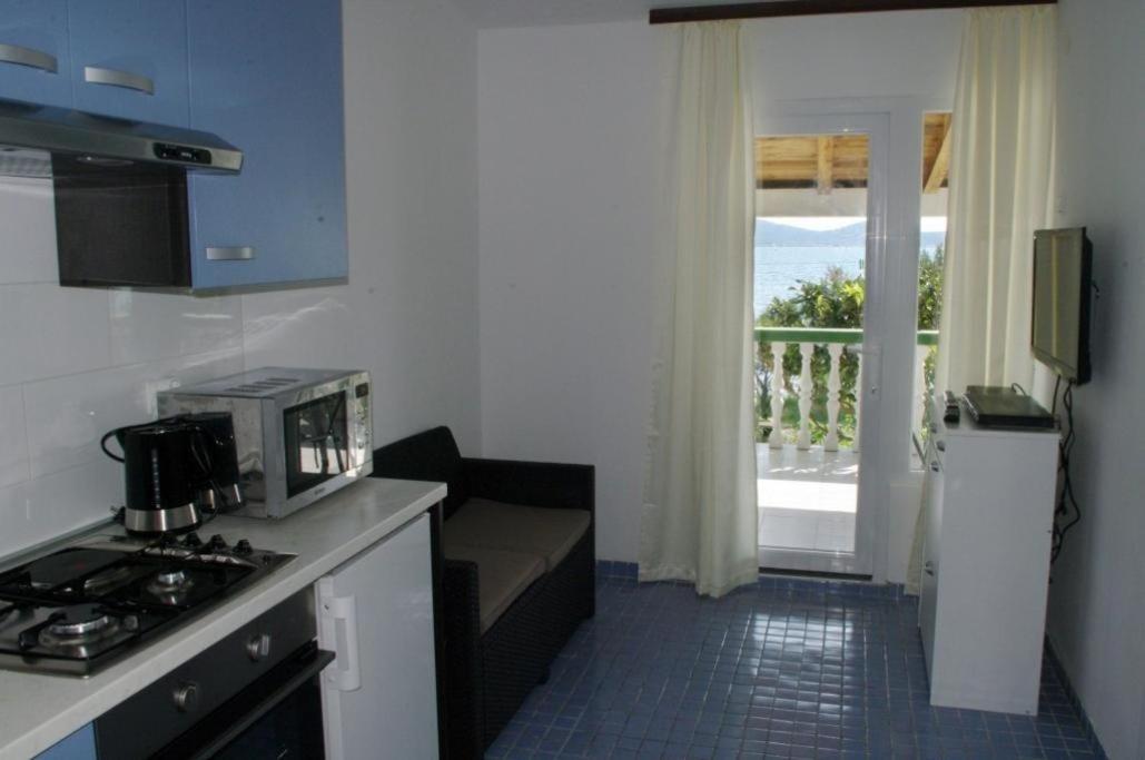 Apartman Zora Sukosan Ngoại thất bức ảnh